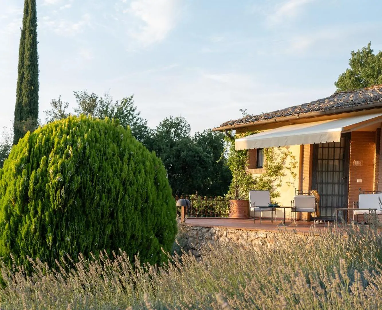 Hotel Borgo San Luigi Monteriggioni 4*,
