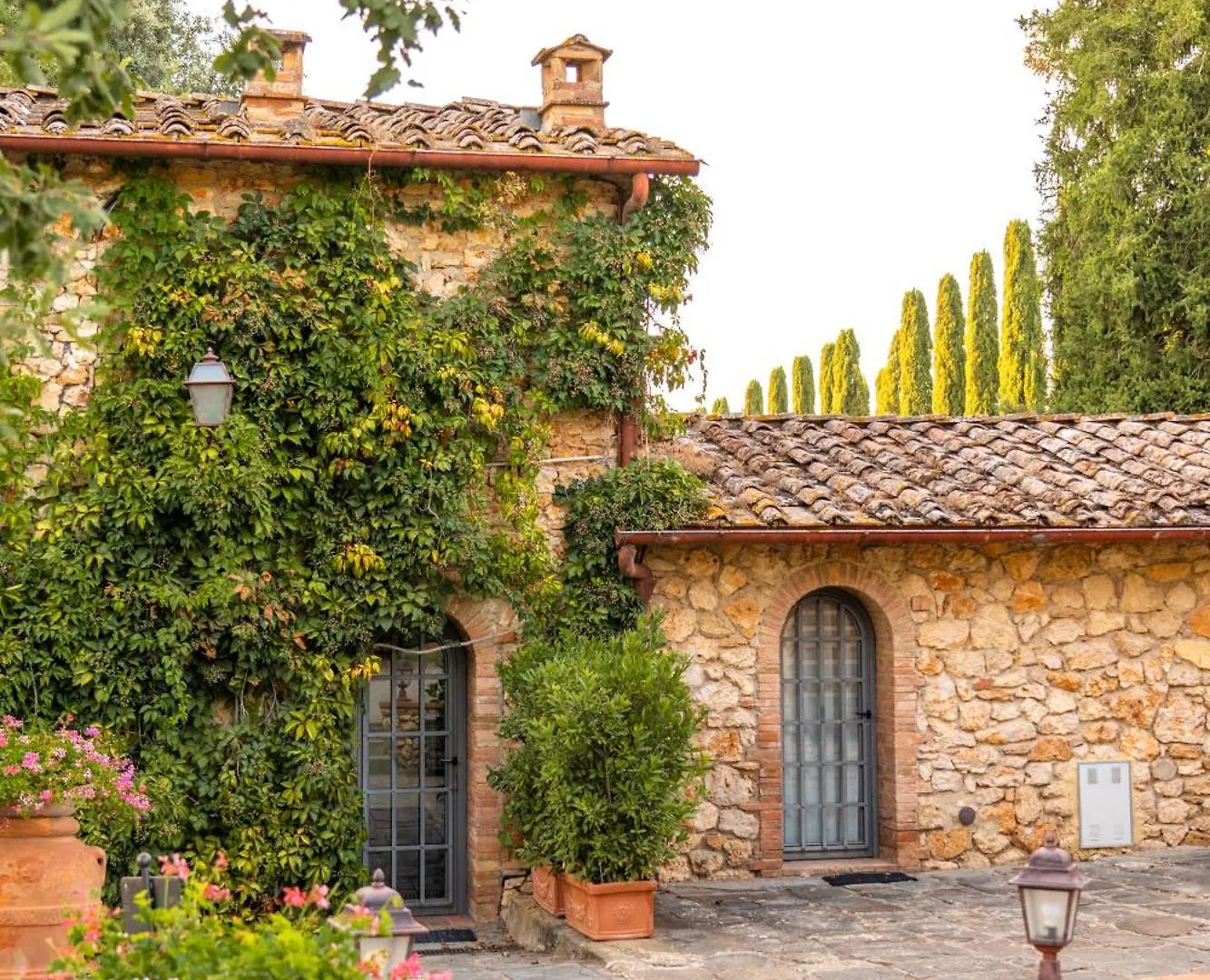 Hotel Borgo San Luigi Monteriggioni